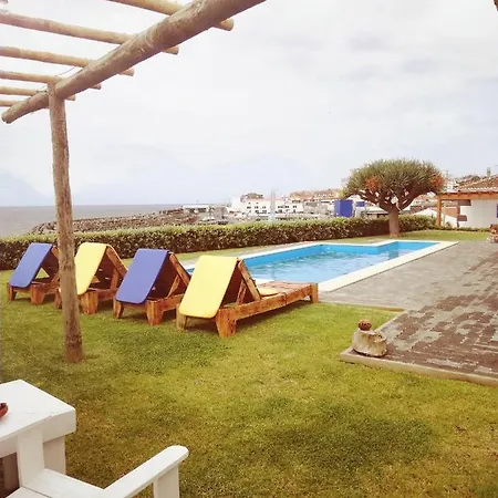 Fisherman's House Azores * 앙그라두에루이스무