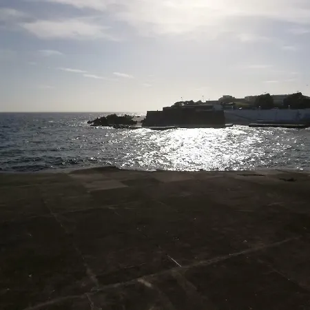 펜션 Fisherman's House Azores 앙그라두에루이스무