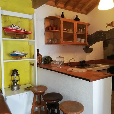 Дом отдыха Fisherman's House Azores Ангра-ду-Эроижму